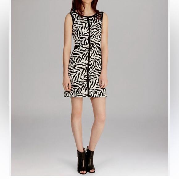 Karen Millen Zebra Print Shift mini Dress Back Cutout NEW - Picture 3 of 16
